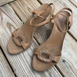 REACTION- Kenneth Cole- Leather Sandal size 8.5